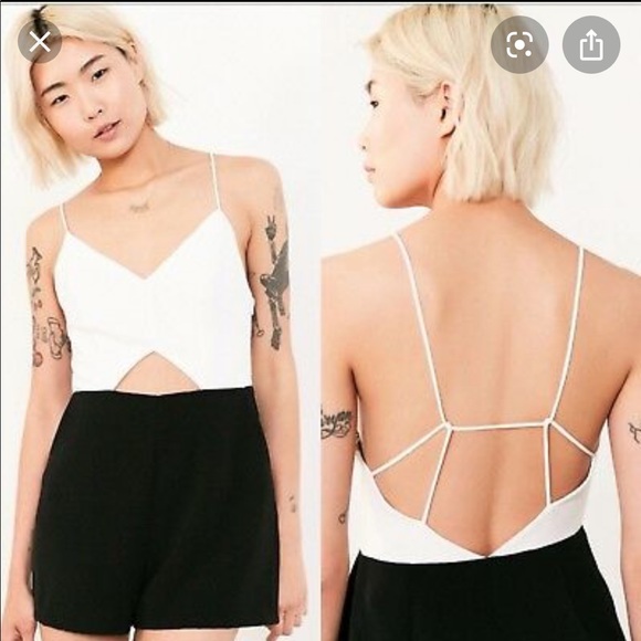 Silence + Noise Color Block Romper with Pockets - Picture 1 of 6